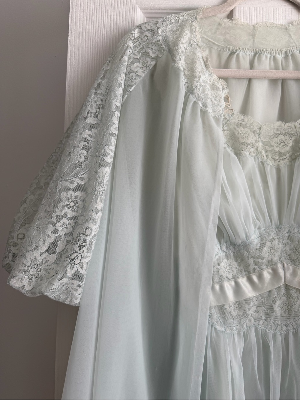 Vintage 50s/60s Peignoir Set - Picture 8 of 12